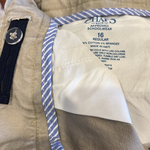 Chaps flat front boy adjustable waist, size 16 - Picture 3 of 3